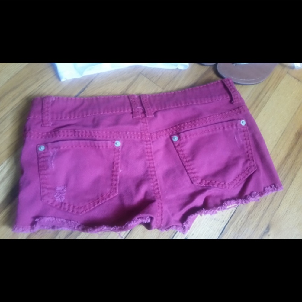 🌺WET SEAL BURGUNDY DISTRESSED JEAN SHORTS🌺 - Picture 3 of 3